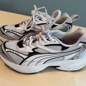 Puma Milenio Tech Sneakers